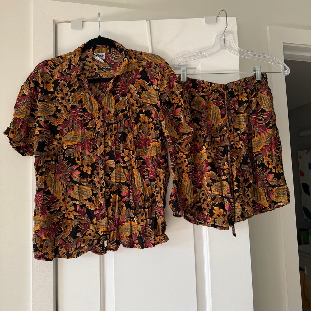 VINTAGE 90s matching shorts set